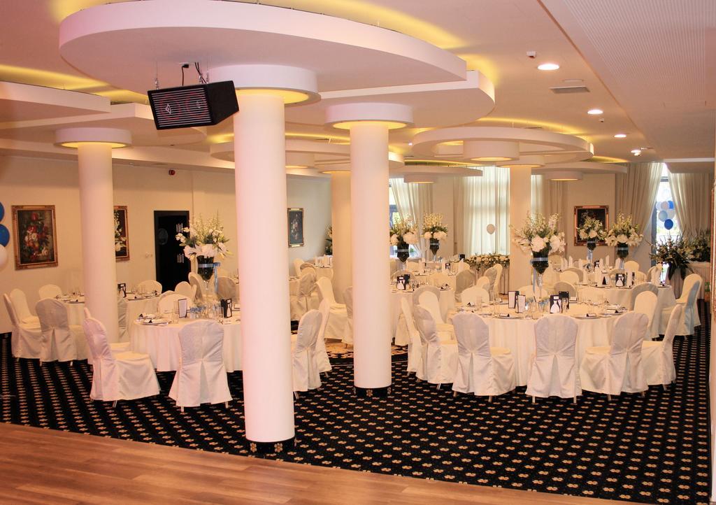 Hotel Business Faltom Gdynia Rumia Εξωτερικό φωτογραφία