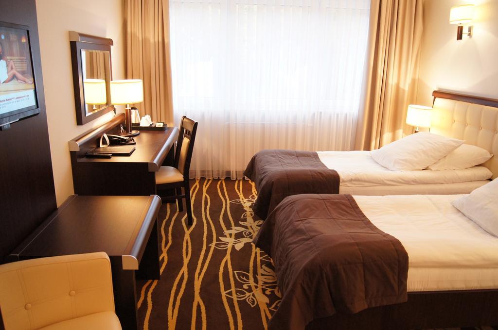 Hotel Business Faltom Gdynia Rumia Εξωτερικό φωτογραφία